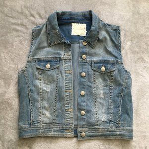 Jean Vest
